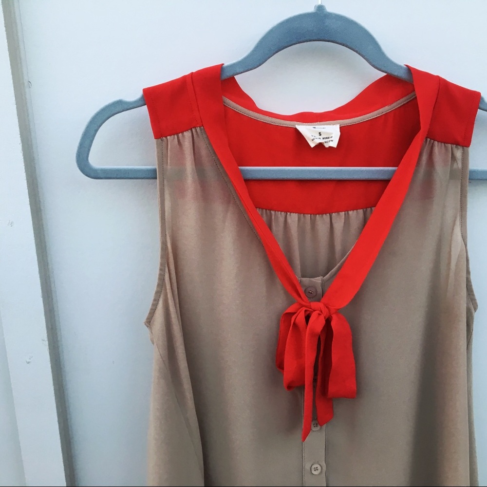 URBAN OUTFITTERS • Tank Blouse
